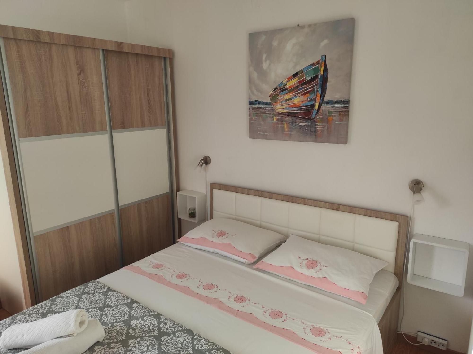 Apartments Pivac - Lokva Rogoznica Zimmer foto